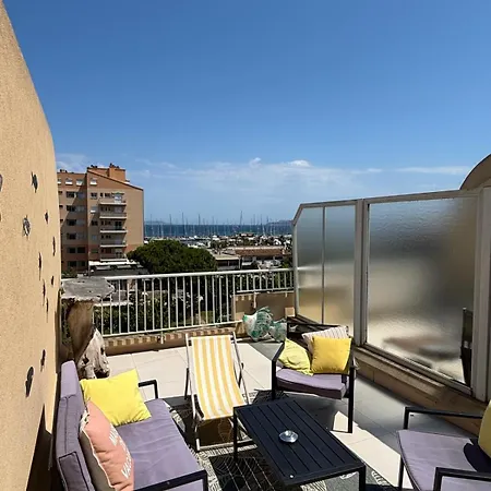 La Marine' Lägenhet Hyères
